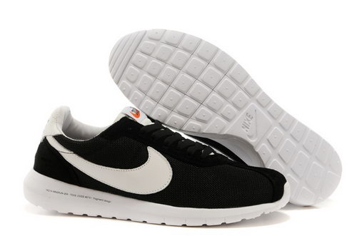 Nike Roshe Run Frgmt Mens Shoes Black White Hot Factory Outlet